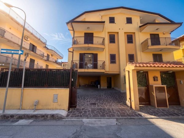casa indipendente in vendita a Gricignano di Aversa