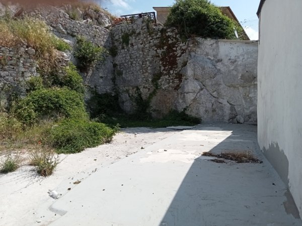 terreno edificabile in vendita a Letino