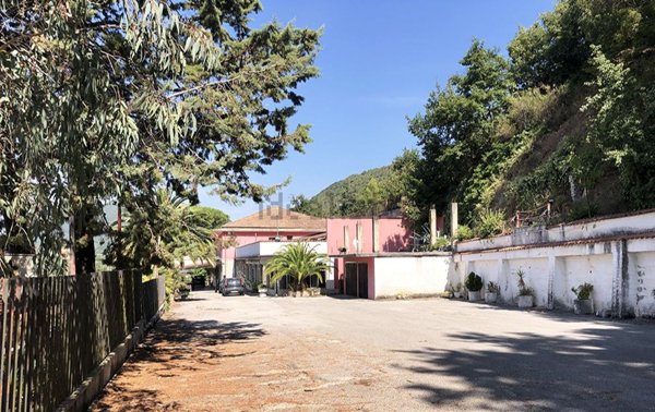 casa indipendente in vendita a Liberi