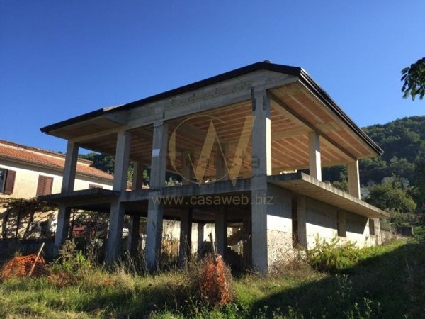 casa indipendente in vendita a Liberi