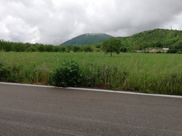 casa indipendente in vendita a Liberi