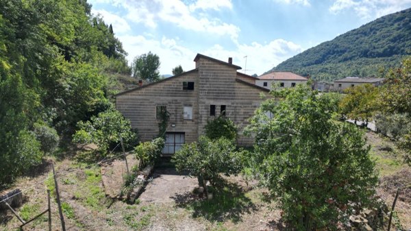 casa indipendente in vendita a Liberi