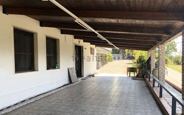 casa indipendente in vendita a Liberi