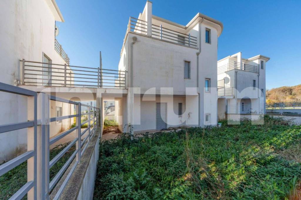 casa indipendente in vendita a Liberi