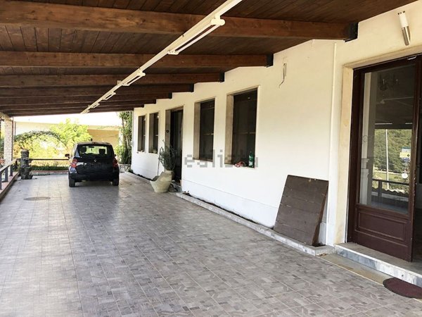 casa indipendente in vendita a Liberi