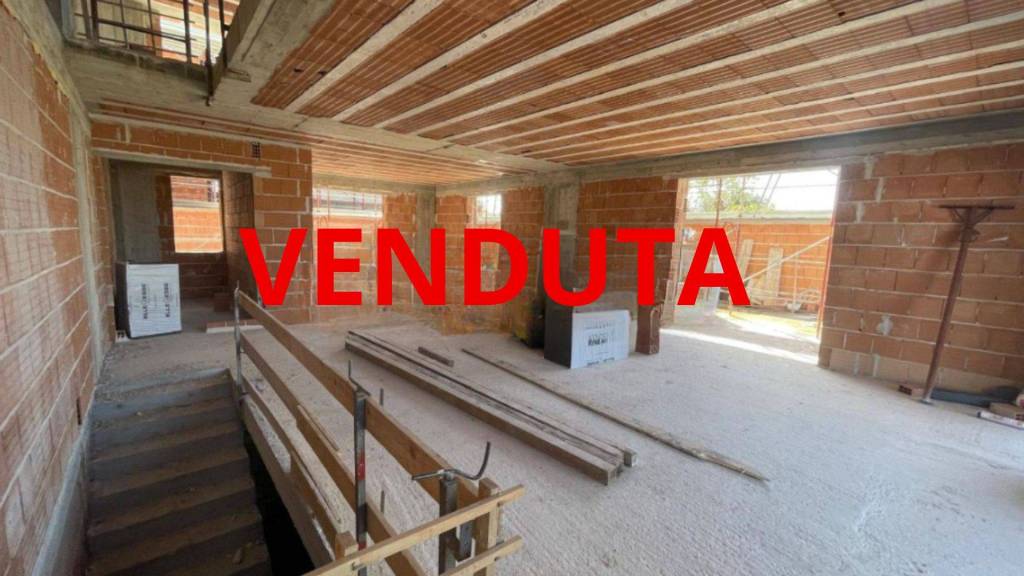 casa indipendente in vendita a Lusciano