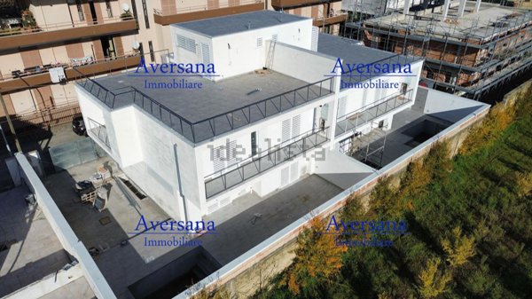 casa indipendente in vendita a Lusciano