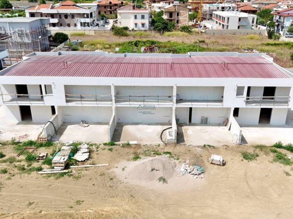 casa indipendente in vendita a Lusciano
