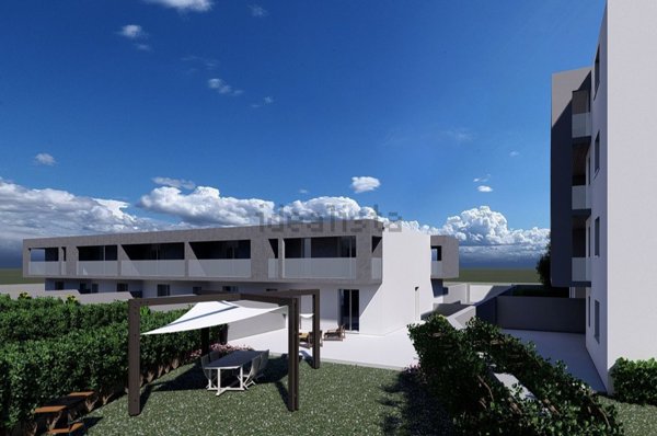 casa indipendente in vendita a Lusciano