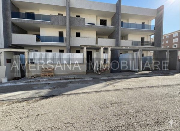 casa indipendente in vendita a Lusciano