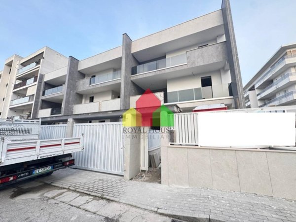 casa indipendente in vendita a Lusciano