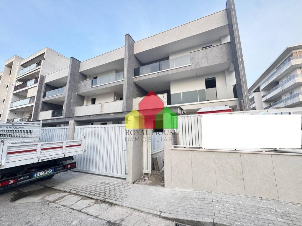 casa indipendente in vendita a Lusciano