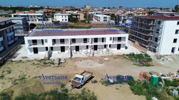 casa indipendente in vendita a Lusciano