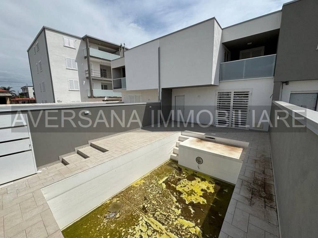 casa indipendente in vendita a Lusciano