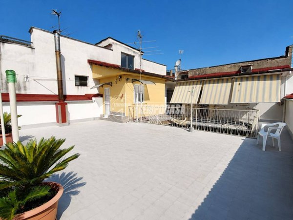 casa indipendente in vendita a Lusciano