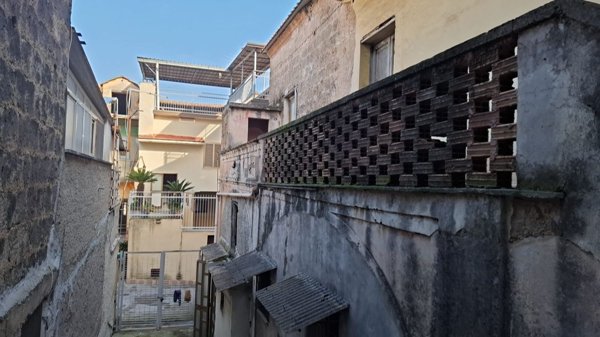 casa indipendente in vendita a Macerata Campania