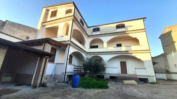 casa indipendente in vendita a Macerata Campania