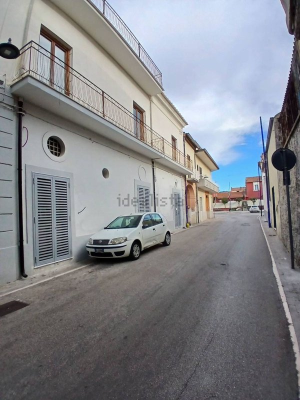 appartamento in vendita a Macerata Campania in zona Caturano