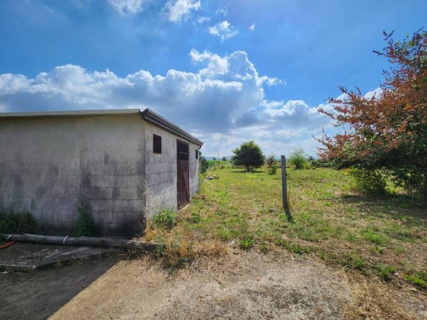 terreno agricolo in vendita a Macerata Campania in zona Caturano