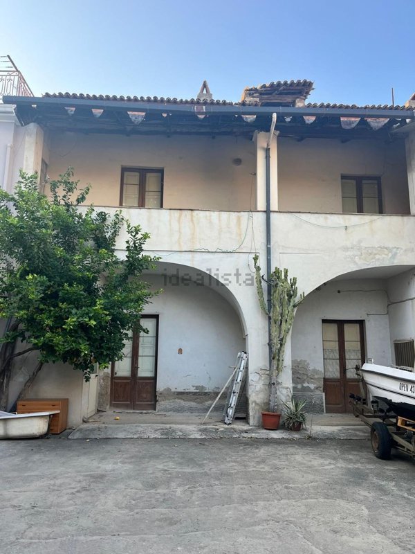 casa indipendente in vendita a Macerata Campania