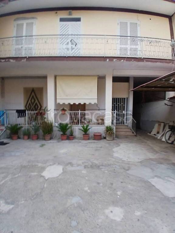 casa indipendente in vendita a Macerata Campania