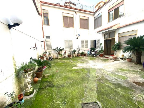 appartamento in vendita a Macerata Campania in zona Caturano