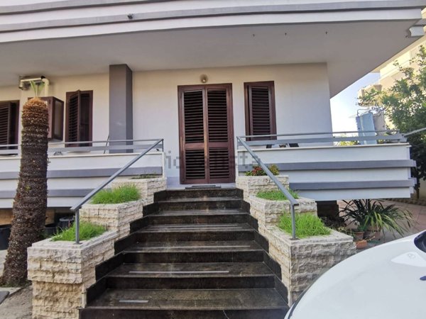 casa indipendente in vendita a Macerata Campania