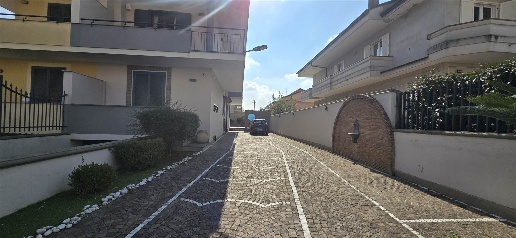 casa indipendente in vendita a Macerata Campania in zona Caturano