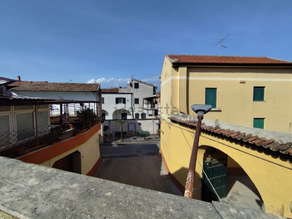appartamento in vendita a Macerata Campania in zona Caturano