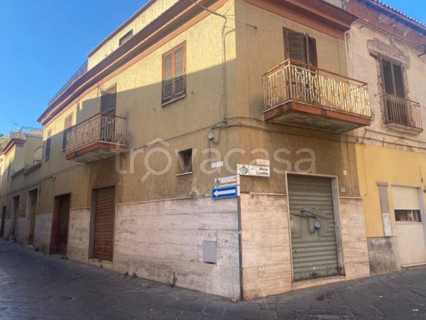 casa indipendente in vendita a Maddaloni