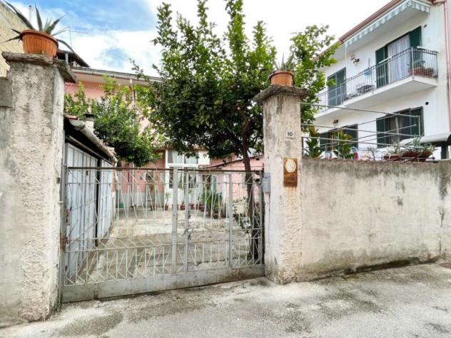 casa indipendente in vendita a Maddaloni