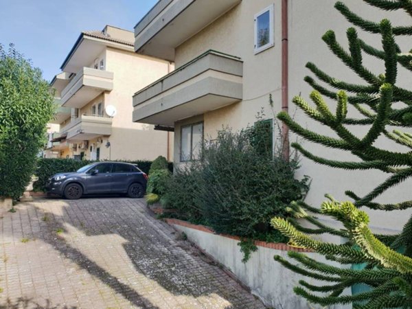 casa indipendente in vendita a Maddaloni