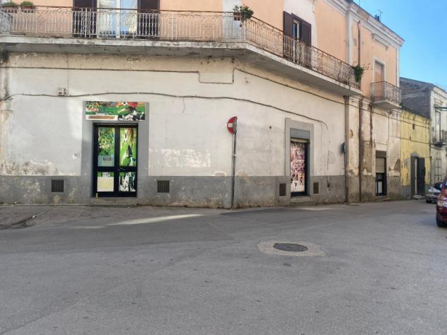 negozio in vendita a Maddaloni