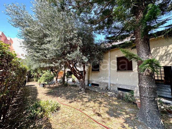 casa indipendente in vendita a Maddaloni