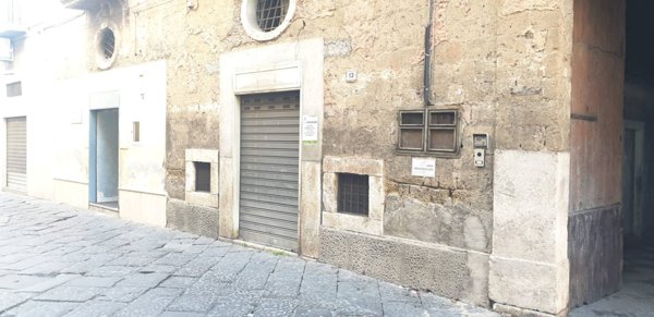 negozio in vendita a Maddaloni