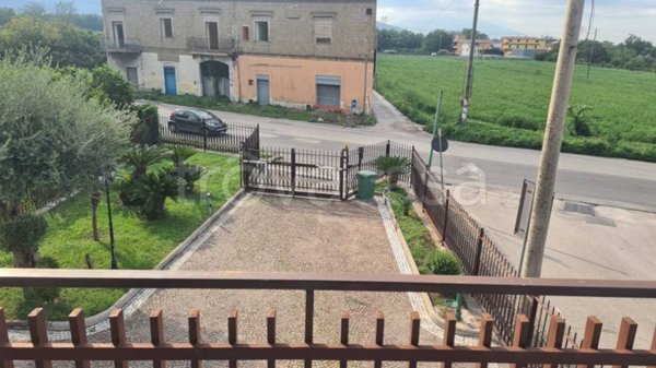 appartamento in vendita a Maddaloni in zona Montedecoro