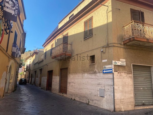 casa indipendente in vendita a Maddaloni