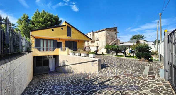 casa indipendente in vendita a Maddaloni in zona Montedecoro