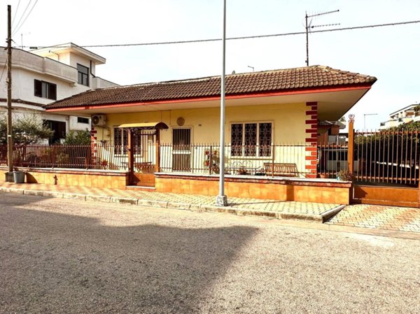 casa indipendente in vendita a Maddaloni