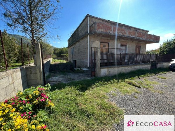 casa indipendente in vendita a Maddaloni