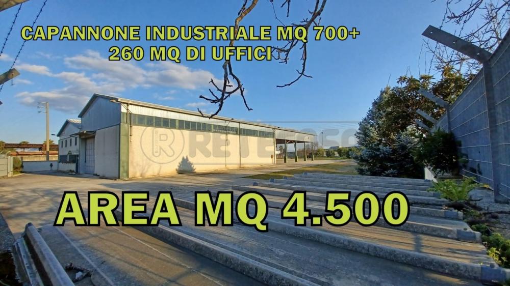 capannone in vendita a Maddaloni