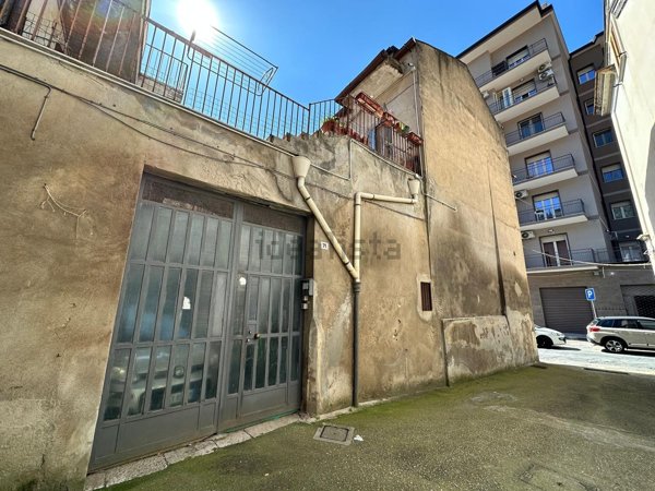 casa indipendente in vendita a Maddaloni
