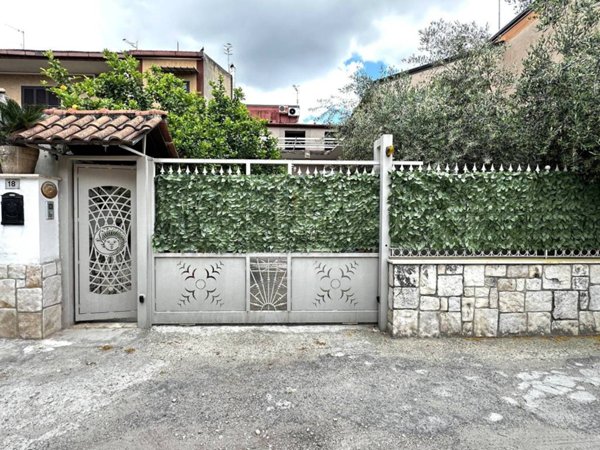 casa indipendente in vendita a Maddaloni