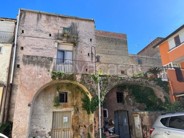 casa indipendente in vendita a Maddaloni