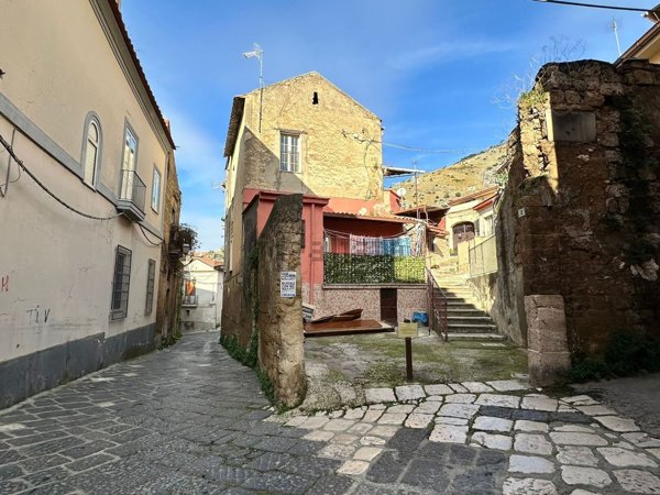 appartamento in vendita a Maddaloni