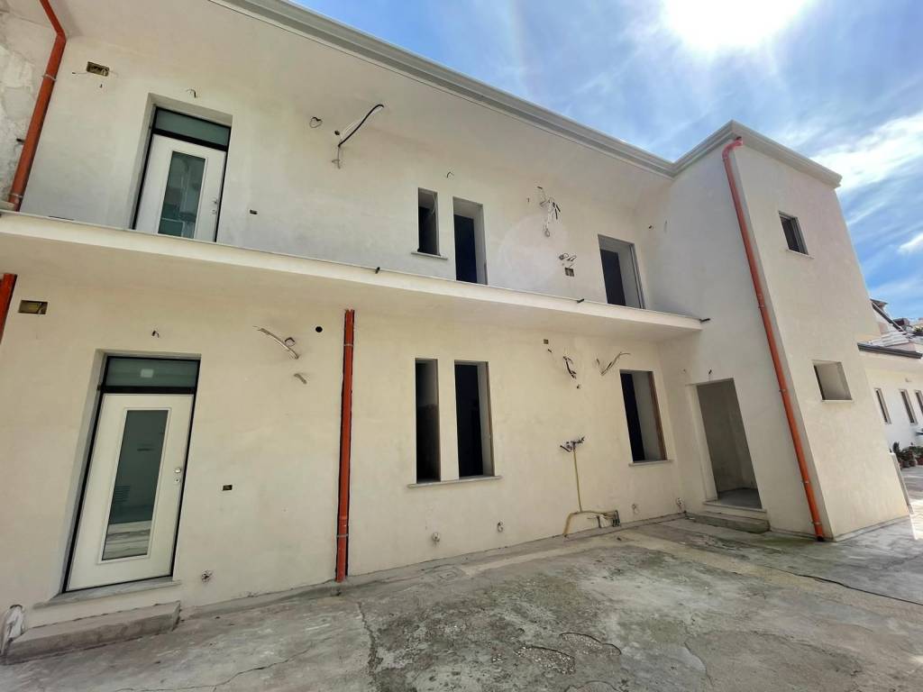 appartamento in vendita a Maddaloni