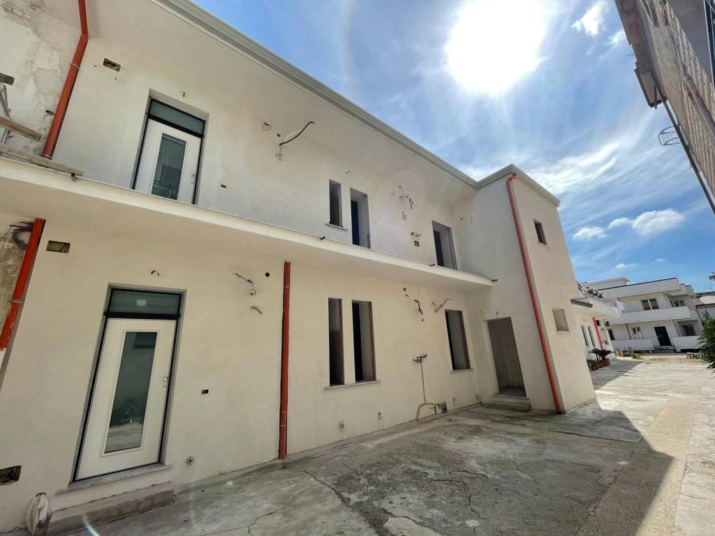 casa indipendente in vendita a Maddaloni