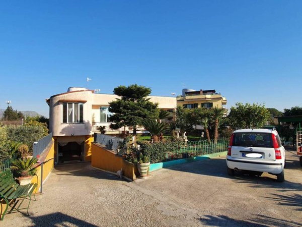 casa indipendente in vendita a Maddaloni