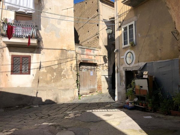 casa indipendente in vendita a Maddaloni