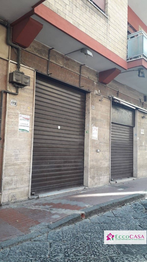 locale commerciale in vendita a Maddaloni